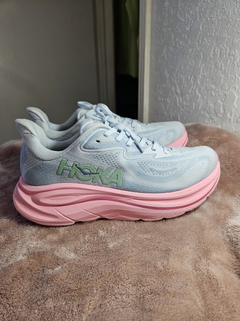 HOKA Clifton 10 Women's-Size 9 US,Light Blue & Pink Running Shoes